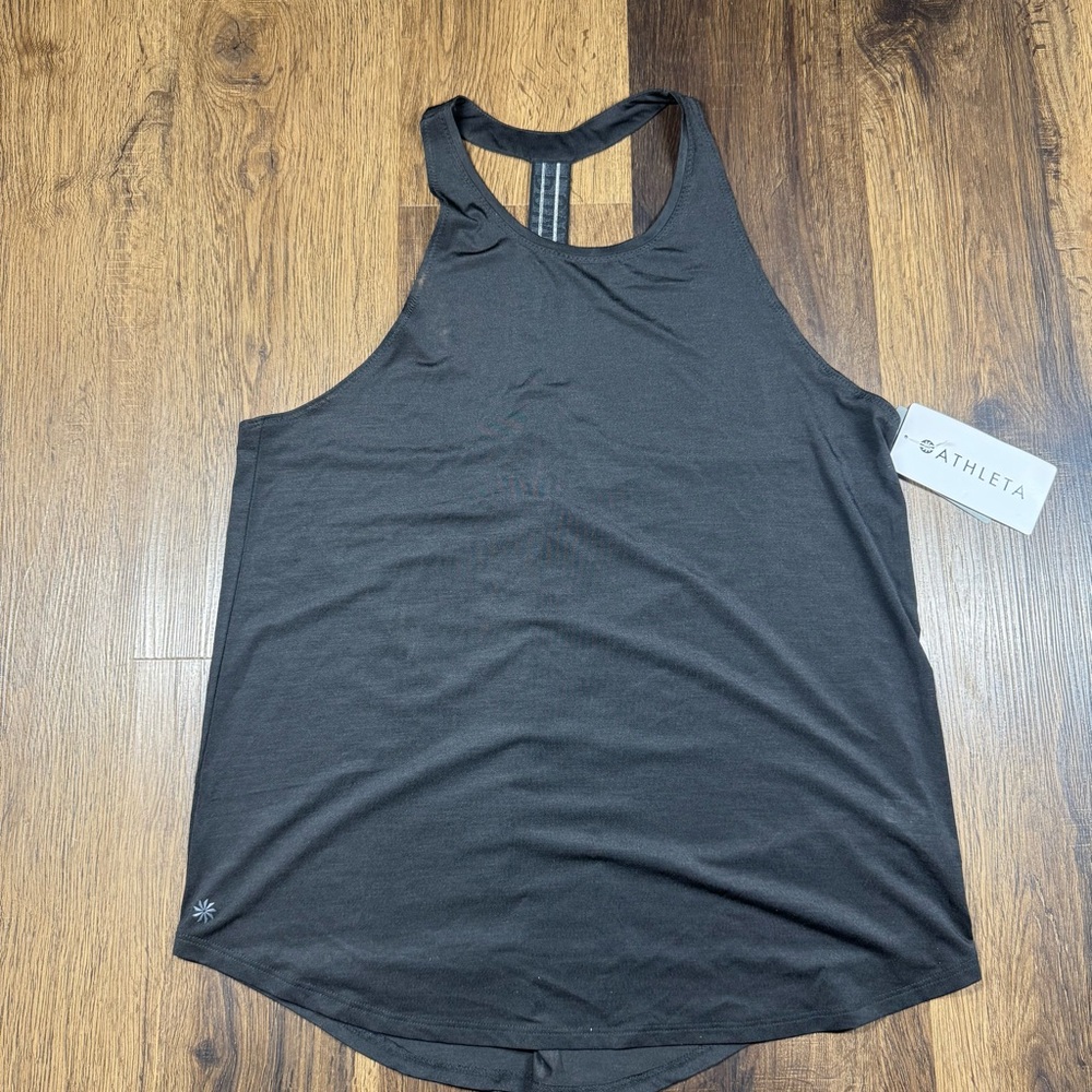 NEW Womens Athleta Size Large Black Incline T Back Power Of She Breezy Tank Top